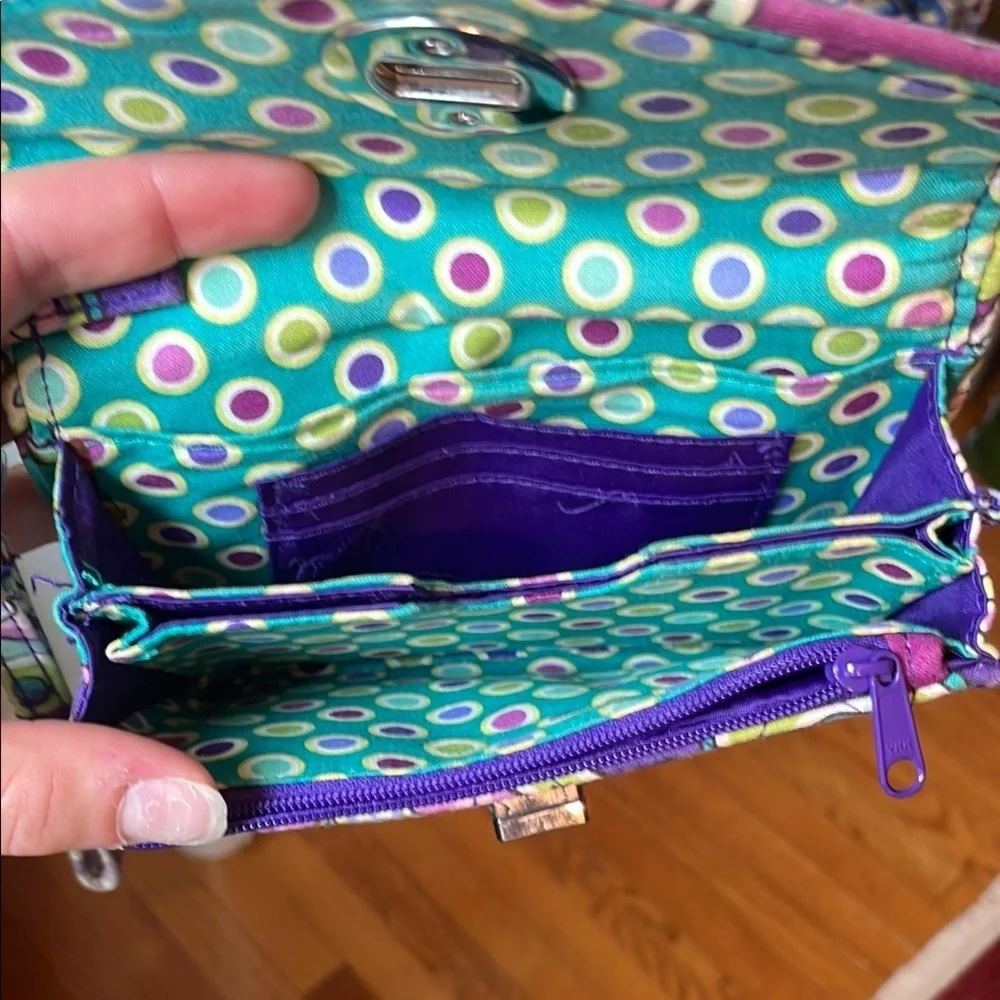 1091. Vera Bradley Floral‎ Paisley Wallet